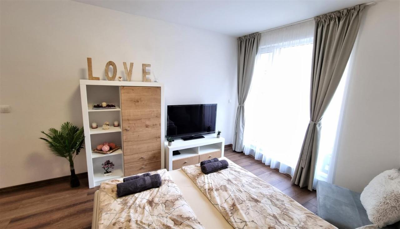 Luxury Quiet Apartment In The City Center 普罗夫迪夫 外观 照片